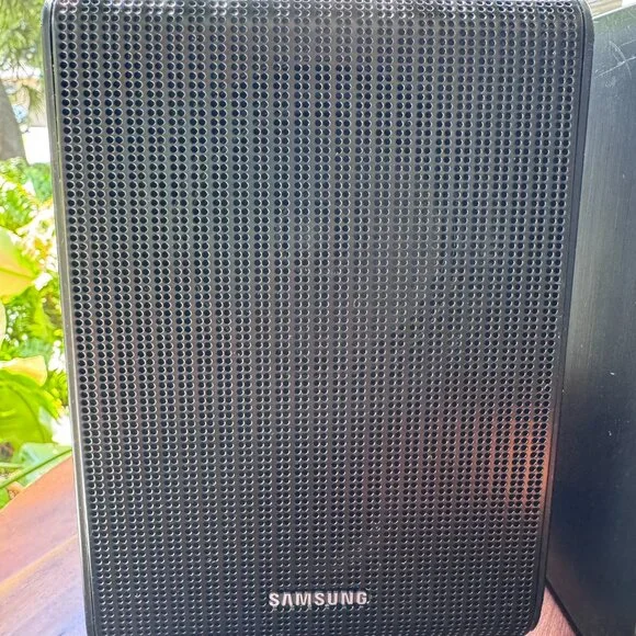 Samsung SWA-9200S Wireless Rear Speakers (Pair) - Untested, As-Is (2023 Model) - Picture 3 of 15